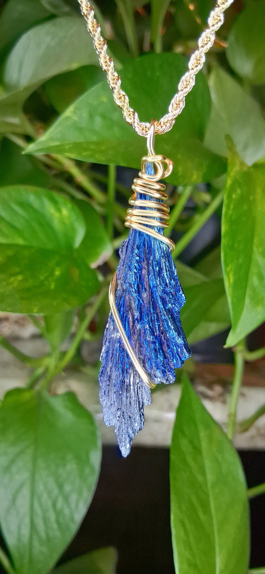 "Remain" Titanium Black Kyanite