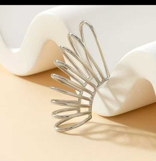 European-Style Metal Spiral Ear Cuff with Hollow Design.