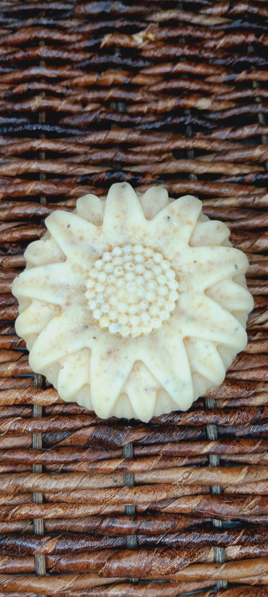 Red Palm Oatmeal Sea Moss Soap